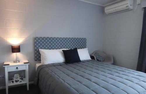 Stratford Hotel | The Amble Inn Motel