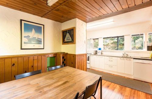 Paihia House | The Bay Bach