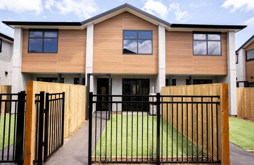 Lower Hutt House | The Biddle Haven: 2BR Retreat