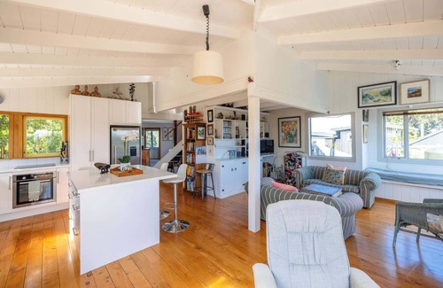 Ostend House | The Black Cottage at Putiki Bay