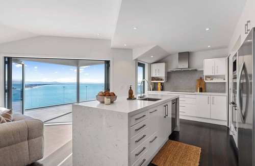 Sumner House | The Coastal Haven Villa