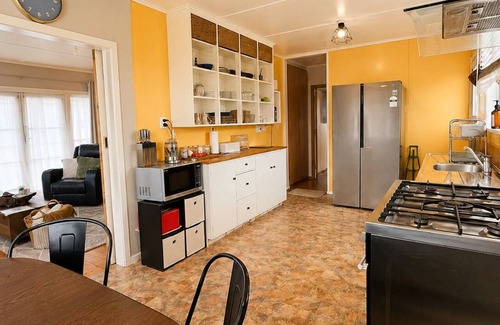 Tolaga Bay House | The Coasty Bach | Cosy Cottage | Rest & Reset