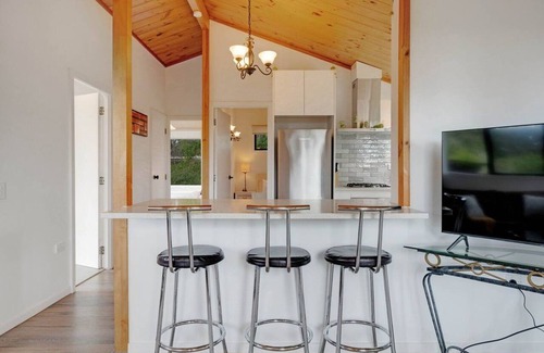 Dairy Flat House | The Cottage Dairy Flat | Farmhouse Country Escape