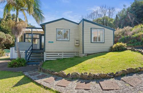 Waihi Beach House | The Cottage - Waihi Beach Holiday home