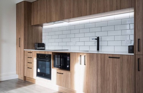 Dunedin City Centre Apartment | The Edinburgh House