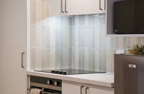 Fernhill Apartment | The Fernhill Nest | Cosy 1-Bed · Your QT Base