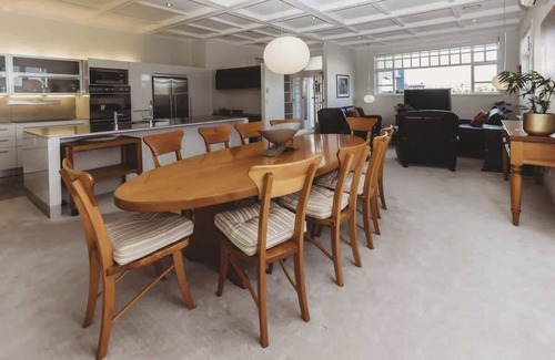 New Plymouth House | The Front Office: Historic Charm in New Plymouth