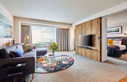 Auckland Central Business District Hotel | The Grand by SkyCity