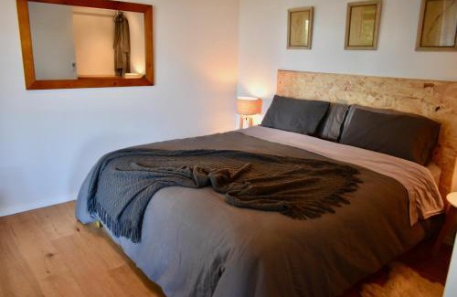 Russell Apartment | The Heights