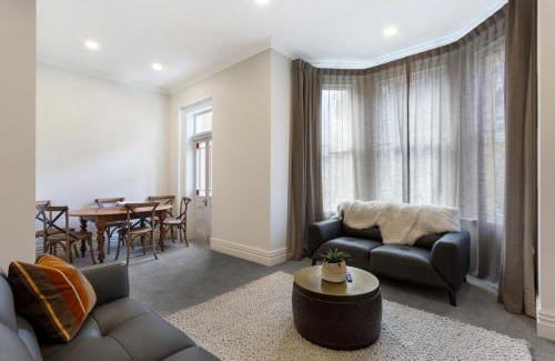 Dunedin City Centre House | The Library House
