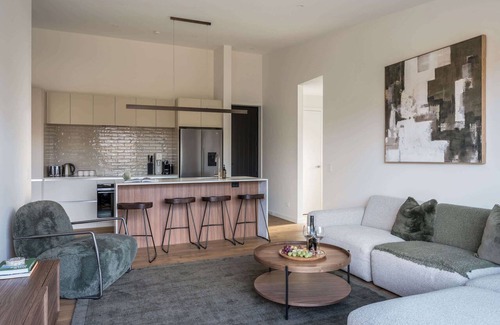 Lake Hayes House | The Lookout, BBQ, Free Parking, AC, Heating