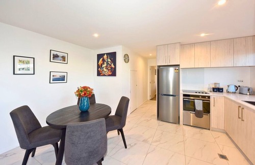 Christchurch City Centre Apartment | The Modern Hideaway for Every Stay
