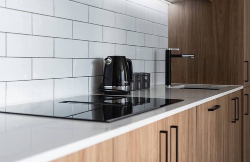 Dunedin City Centre Apartment | The Octagon House