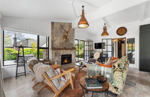 Kinloch House | The One