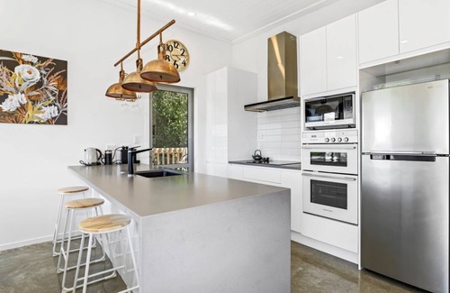 Waipahihi House | The Sweet Spot Taupo