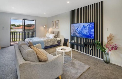 Lower Hutt House | The Taita Loft