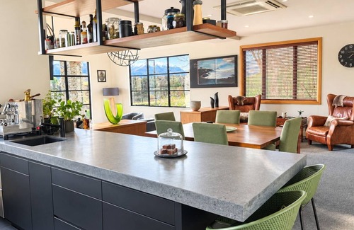 Kawarau Falls House | The Tussocks at Drift Bay