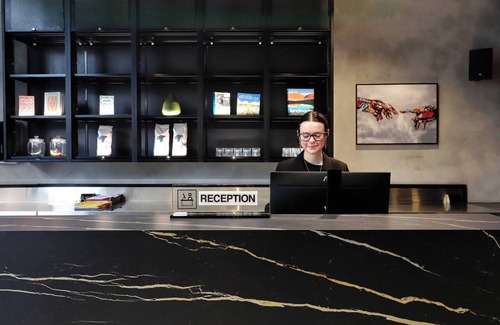 Te Aro Hotel | The Viv Hotel Wellington