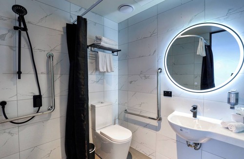 Te Aro Hotel | The Viv Hotel Wellington