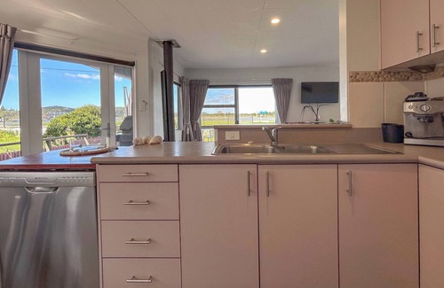 Ngunguru House | The Waterfront - Ngunguru