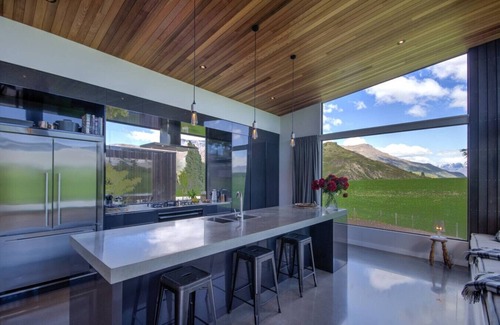 Arrow Junction Villa | The Woolstore by MajorDomo - Rural Modern Villa