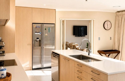Lower Shotover House | Thirty-One on Ferry - away from home in beautiful Queenstown