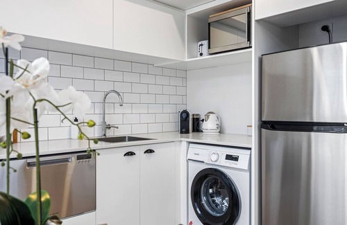Christchurch City Centre Apartment | Three Bedroom Georgian Retreat