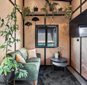 Whangarei House | Tiny Home Escape w Sauna and Plunge