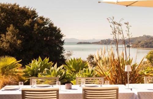 Clevedon House | Tio Point - Clevedon Family Getaway