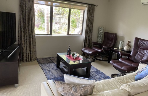 Whitianga House | Tranquil Gardens