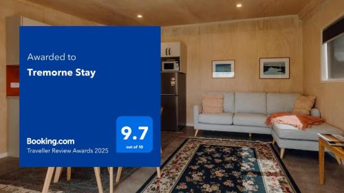 Rewa House | Tremorne Stay - the ultimate cosy couple cottage