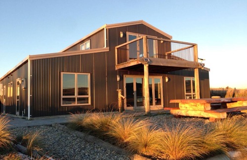 Waipiata Bed & Breakfast | Tussock Lodge Waipiata