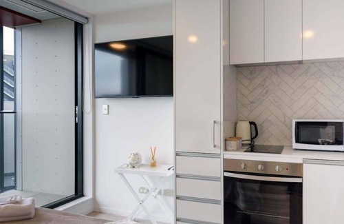 Auckland Central Business District Apartment | Union & Co Building, Studio Apt