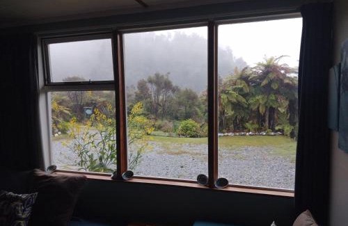 Okarito Apartment | Wahapo Lodge
