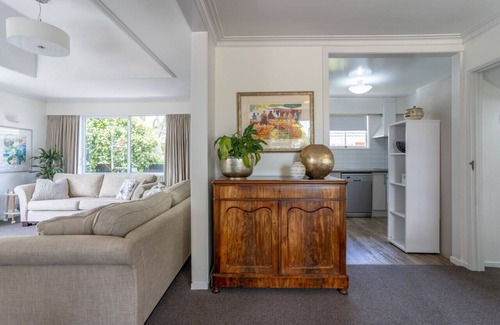 Merivale House | Wairarapa Cottage Merivale