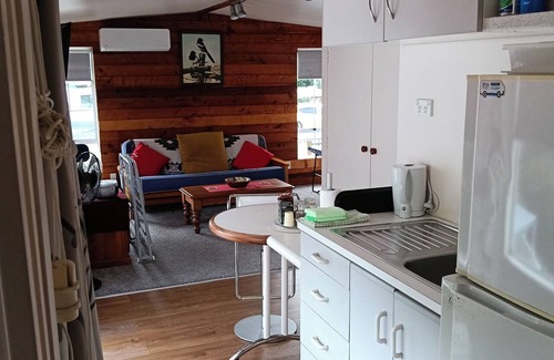 Hamilton North Apartment | Water Brook 2 B/R Studio Apt