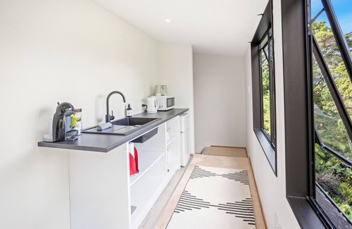 Kerikeri Cottage | Waters Edge Guest Stay & Spa