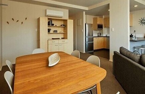 Kaikoura House | Waves Apartment 12 | KK78012