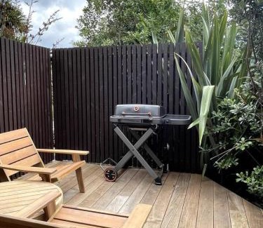Raglan Apartment | Whare Totahi