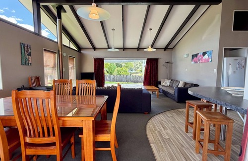 Whitianga House | Whitianga Family Beach House