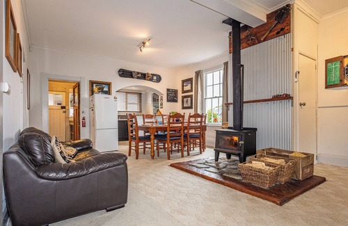 Ohakune House | Willow Lodge - Ohakune Holiday Home
