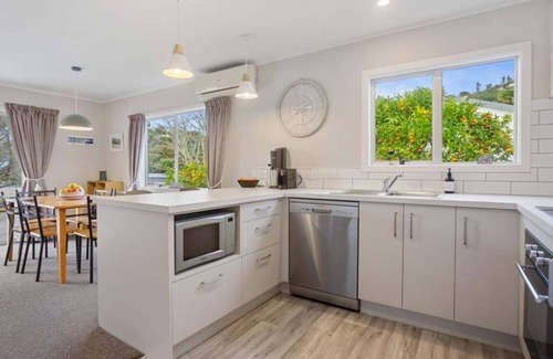 Tairua House | Windsor Bach