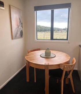 Oxford House | Woodstock Escape to the Country