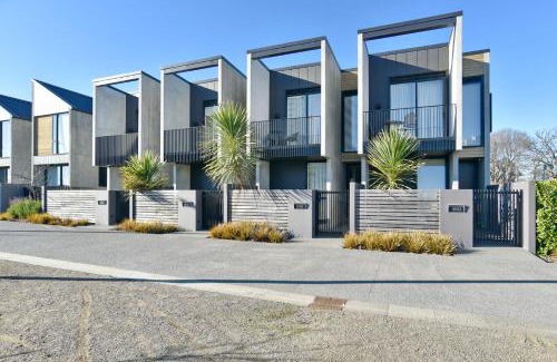 Christchurch City Centre House | Worcester Terrace Nine - Christchurch Holiday Homes