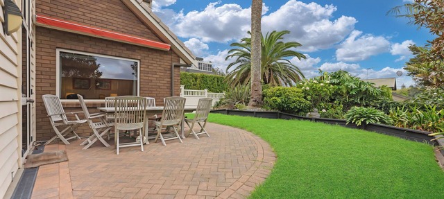 4 bedroom, Greenlane House, by Cornwall Park