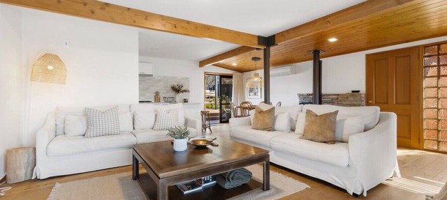 4BR Wanaka Home | Walk to That Wanaka Tree & Lake