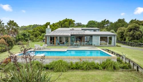 923 Takatu - Tawharanui Peninsular Holiday Home