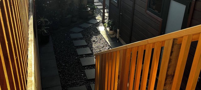 A 3-bedroom Coastal Garden Retreat on the Hibiscus Coast with spa and sauna.