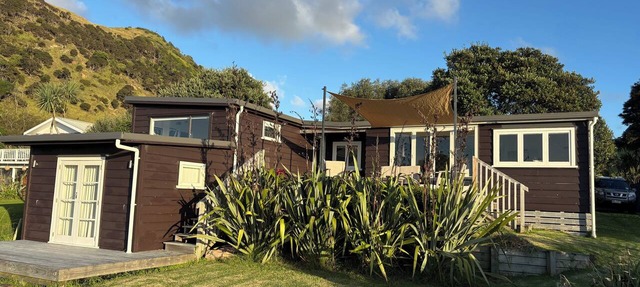 A restorative stay where the mighty Waikato awa meets the Tasman Sea