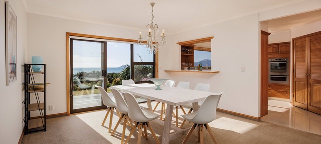 Absolute Beach Front Luxury Holiday Home Swim Beach Spectacular Sunsets